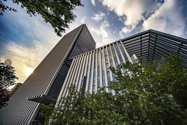 在洛阳，，怎样选择写字楼？？？